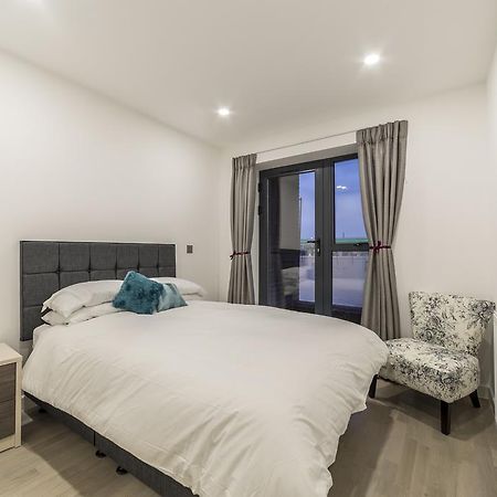 Canning Town Stratford Apartments Лондон Екстер'єр фото