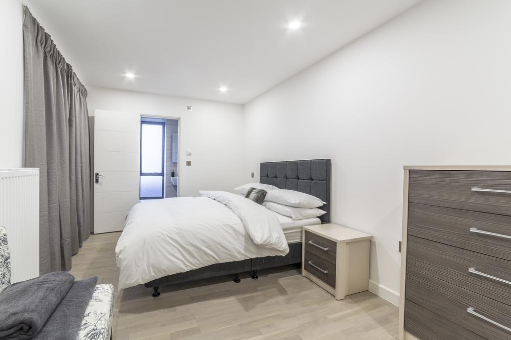Canning Town Stratford Apartments Лондон Екстер'єр фото
