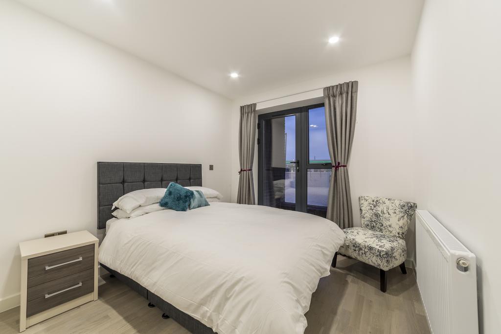 Canning Town Stratford Apartments Лондон Екстер'єр фото
